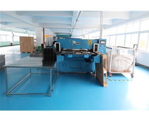 吸塑包裝生(shēng)産車間