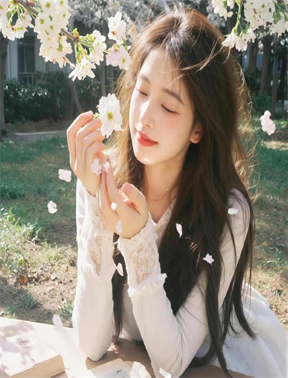 美女尴尬视频-曹县翰林院视频